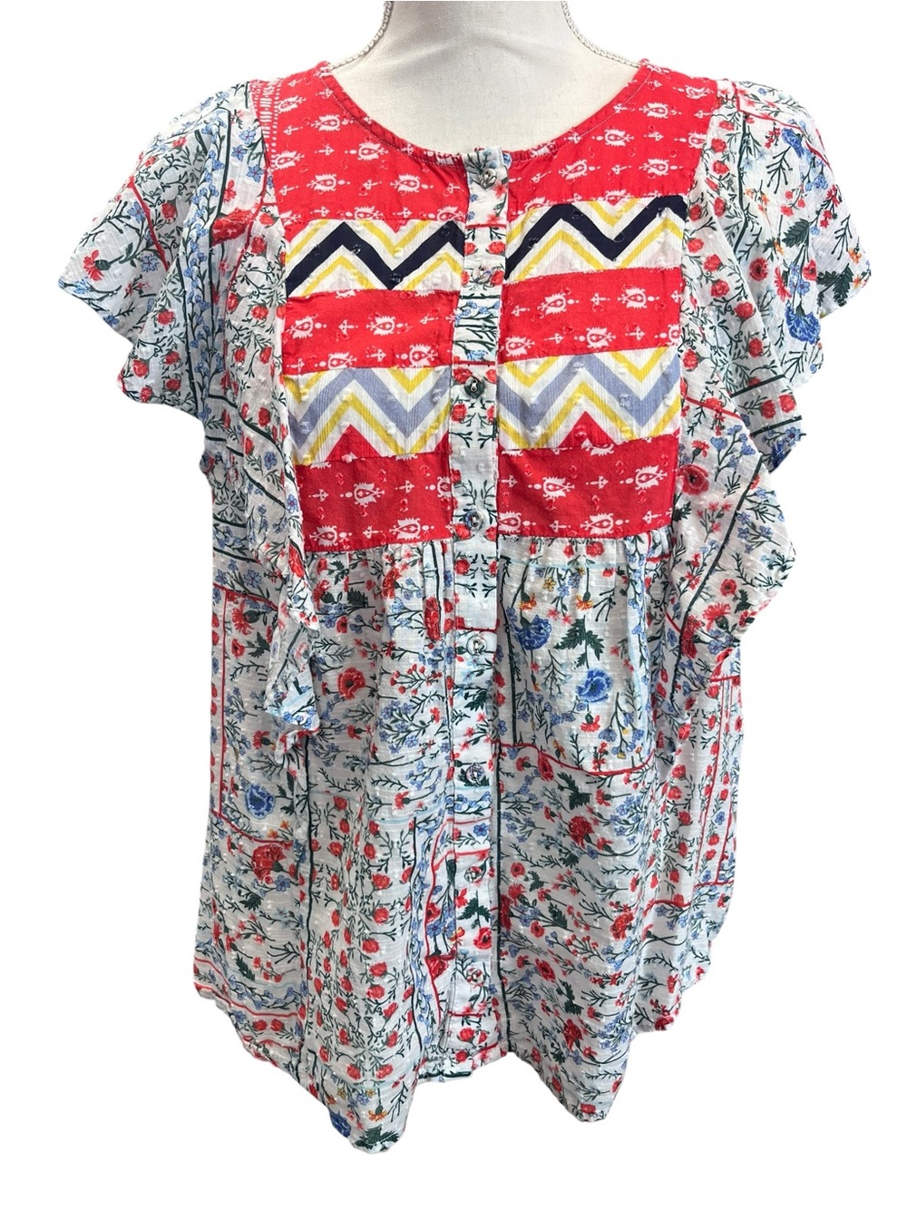 Anthropologie Let Me Be Patchwork Floral Flutter Sleeve Top Size 8 - Picture 2 of 9
